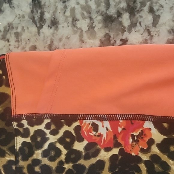 Lularoe Rise Exercise Pants Large - Picture 3 of 7